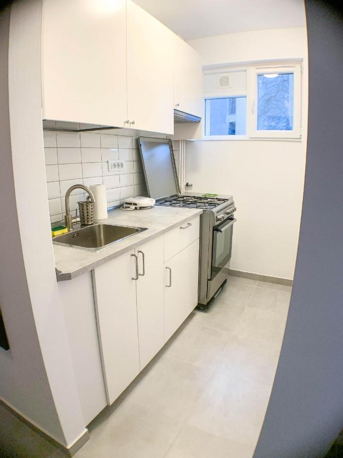 Luterana Studio Apartment Bucharest Exterior photo